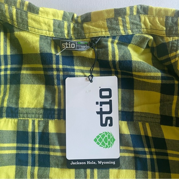 Stio Miter Lightweight Flannel Shirt Mens Large Lightning Bug Plaid Yellow Blue - Picture 10 of 14